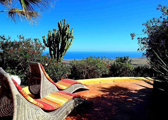 Concha - Sonnenbett, Sauna, Traumhafter Meerblick, Beheizter Pool, Billiard, Tischtennis *