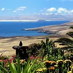 Concha - Sonnenbett, Sauna, Traumhafter Meerblick, Beheizter Pool, Billiard, Tischtennis * La Asomada (Lanzarote)
